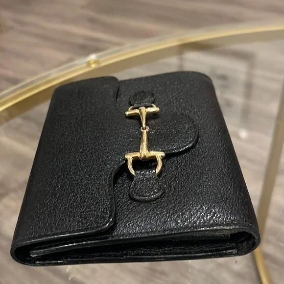 Gucci Black Authentic Crossbody Handbag Wallet - Picture 13 of 17